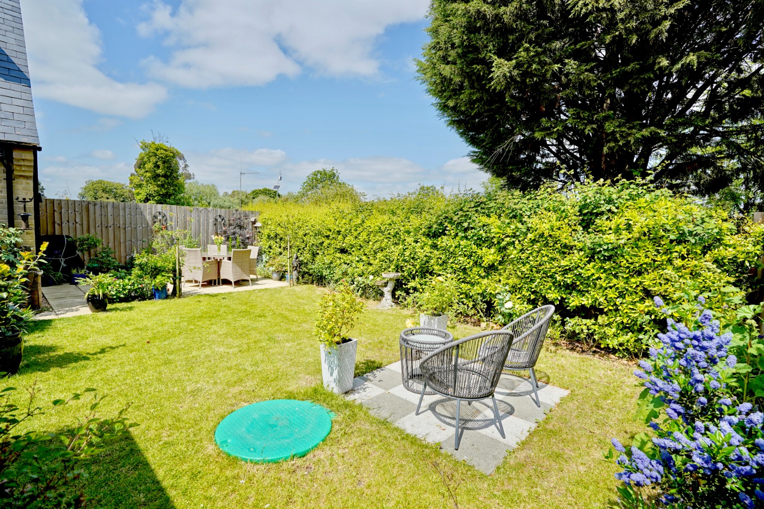 3 bed semi-detached house for sale in Church Street, Huntingdon 2