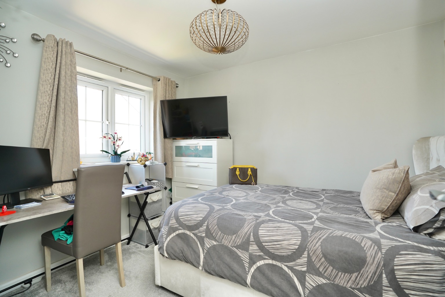 3 bed semi-detached house for sale in Foren Crescent, Huntingdon  - Property Image 8