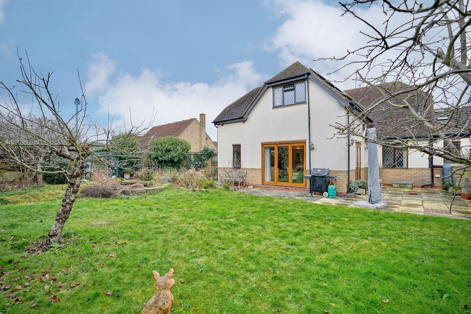 4 bed detached house for sale in Van Diemans Way, Huntingdon  - Property Image 4