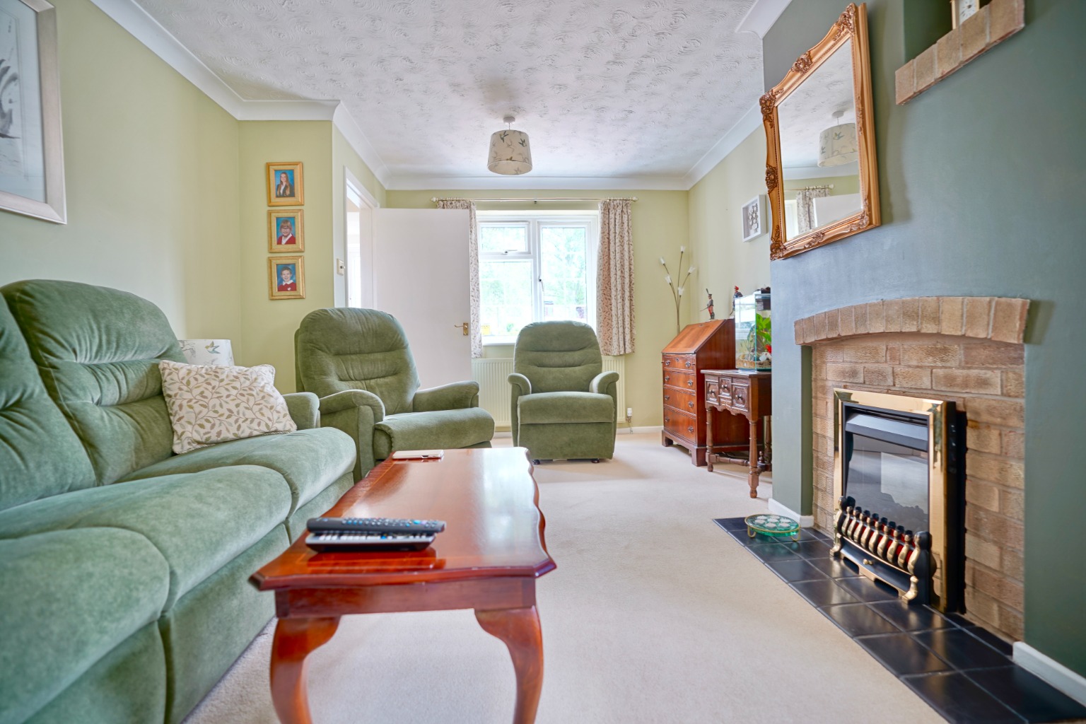 4 bed detached house for sale in St Margarets Road, Huntingdon  - Property Image 3