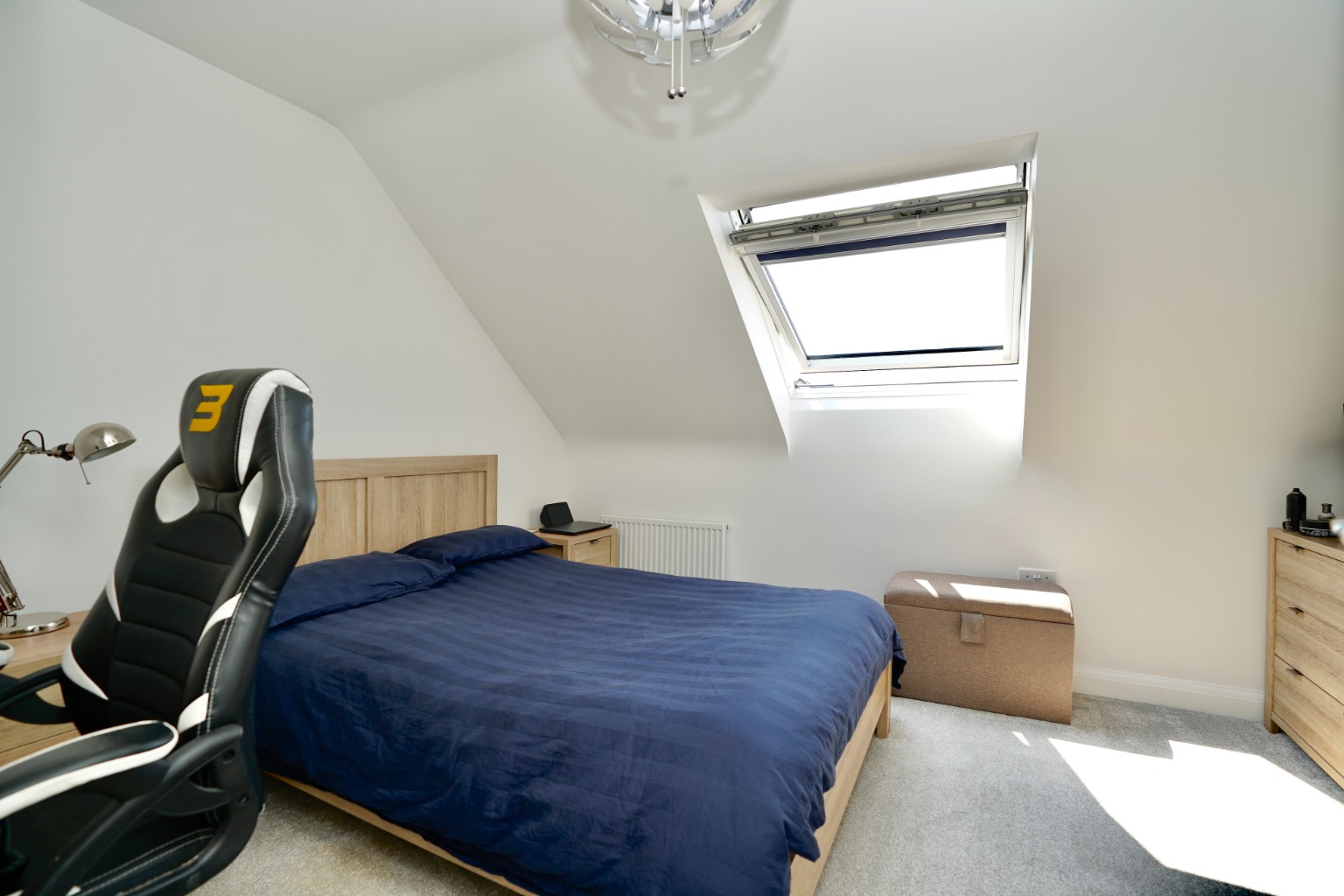 3 bed semi-detached house for sale in Gumcester Way, Huntingdon  - Property Image 8