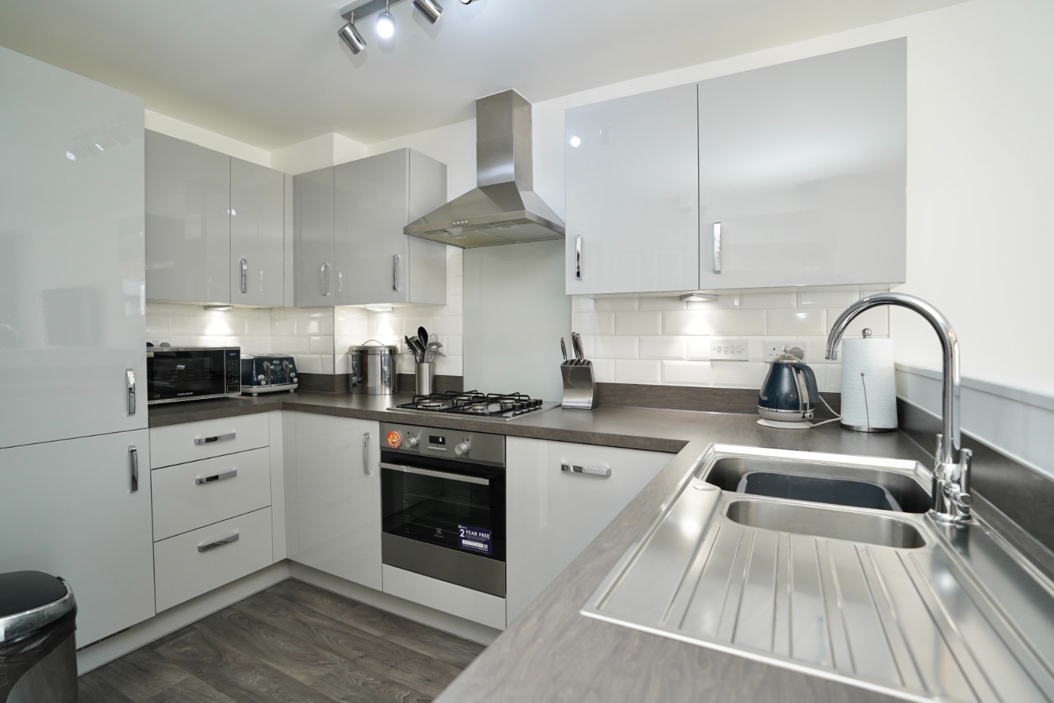 3 bed semi-detached house for sale in Gumcester Way, Huntingdon 2