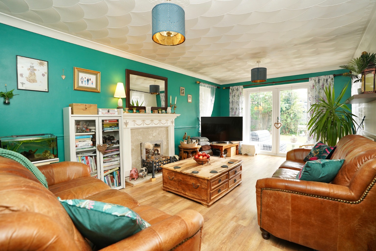 4 bed detached house for sale in Bluegate, Huntingdon  - Property Image 2