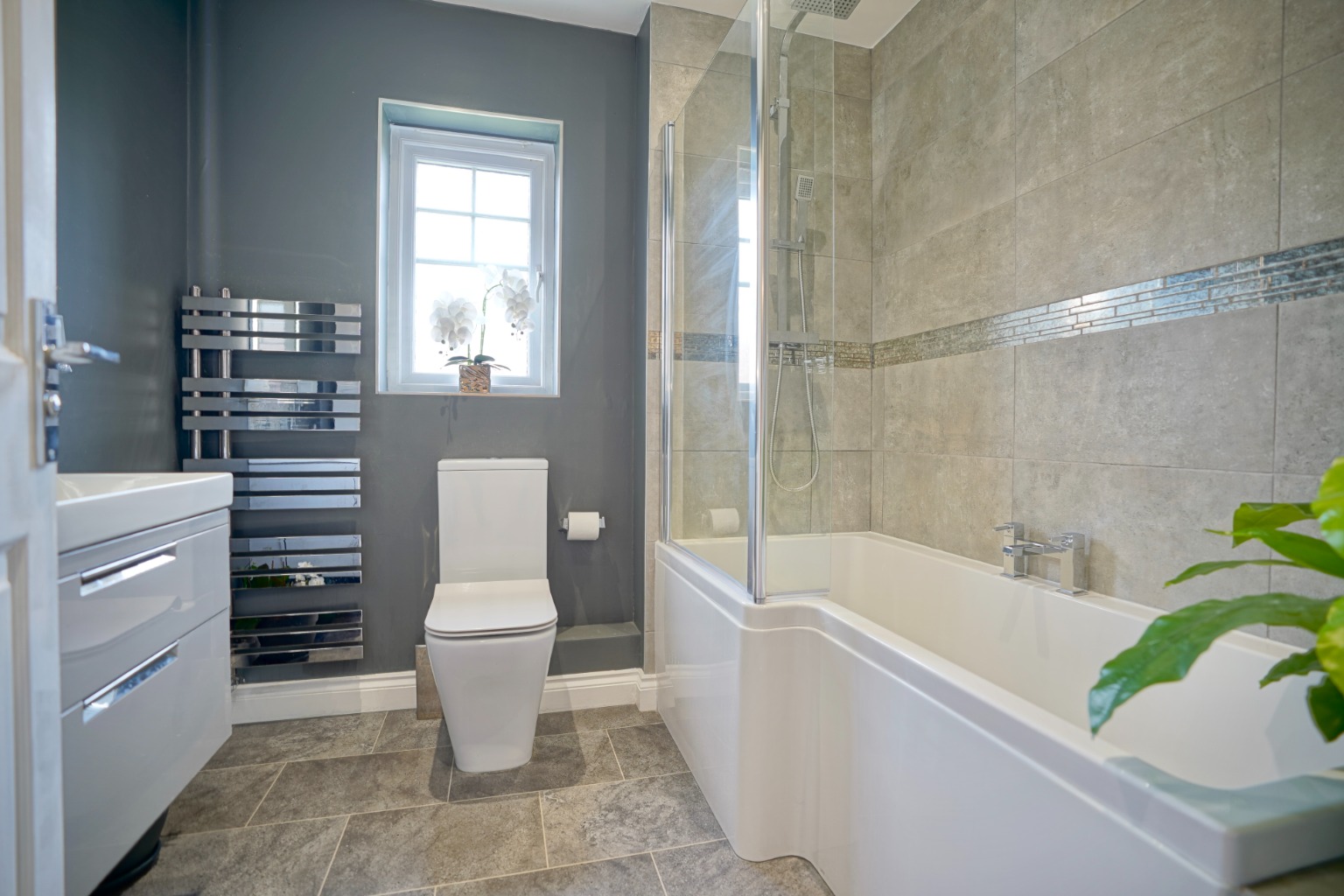 4 bed detached house for sale in Sumerling Way, Huntingdon  - Property Image 18