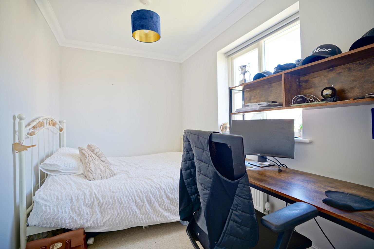 3 bed detached house for sale in Bayley Road, Huntingdon 10