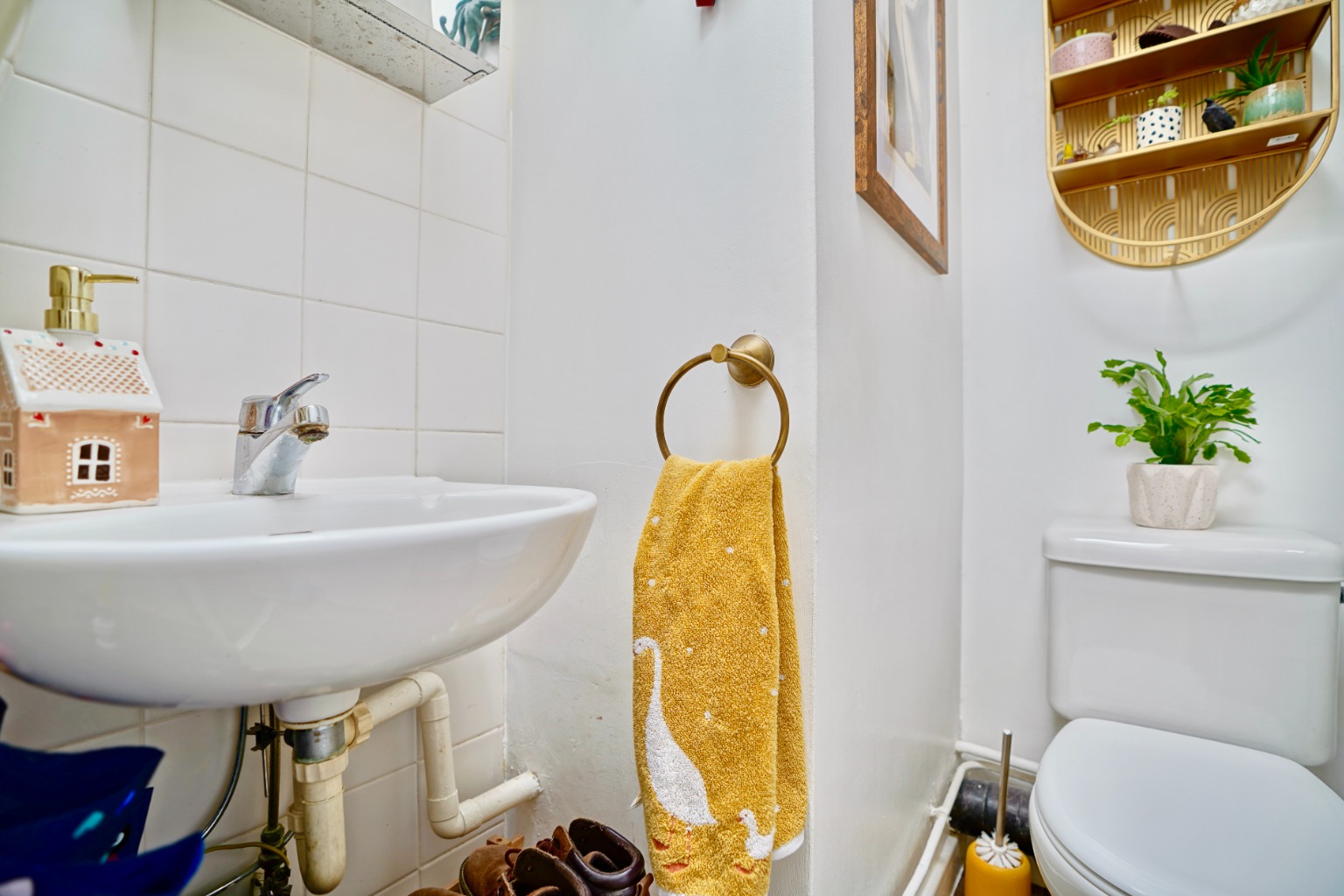 3 bed terraced house for sale in Bedford Close, Huntingdon  - Property Image 5