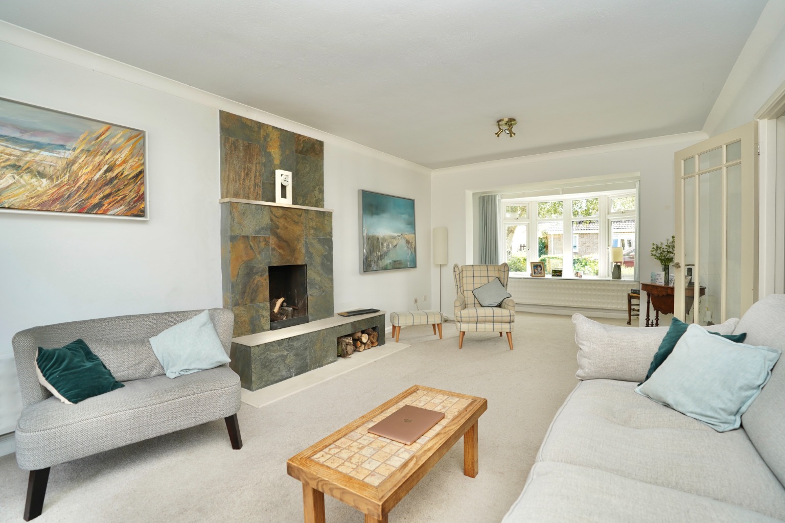 4 bed detached house for sale in Chapel Close, Huntingdon  - Property Image 2