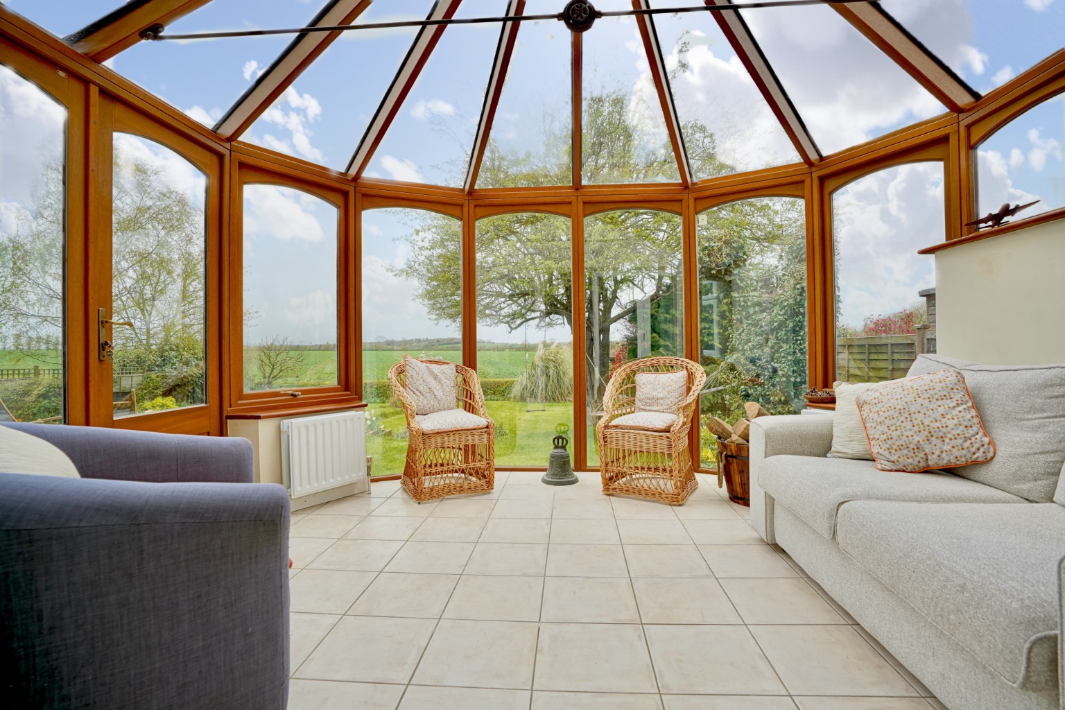 4 bed detached house for sale in Chapel Close, Huntingdon  - Property Image 3