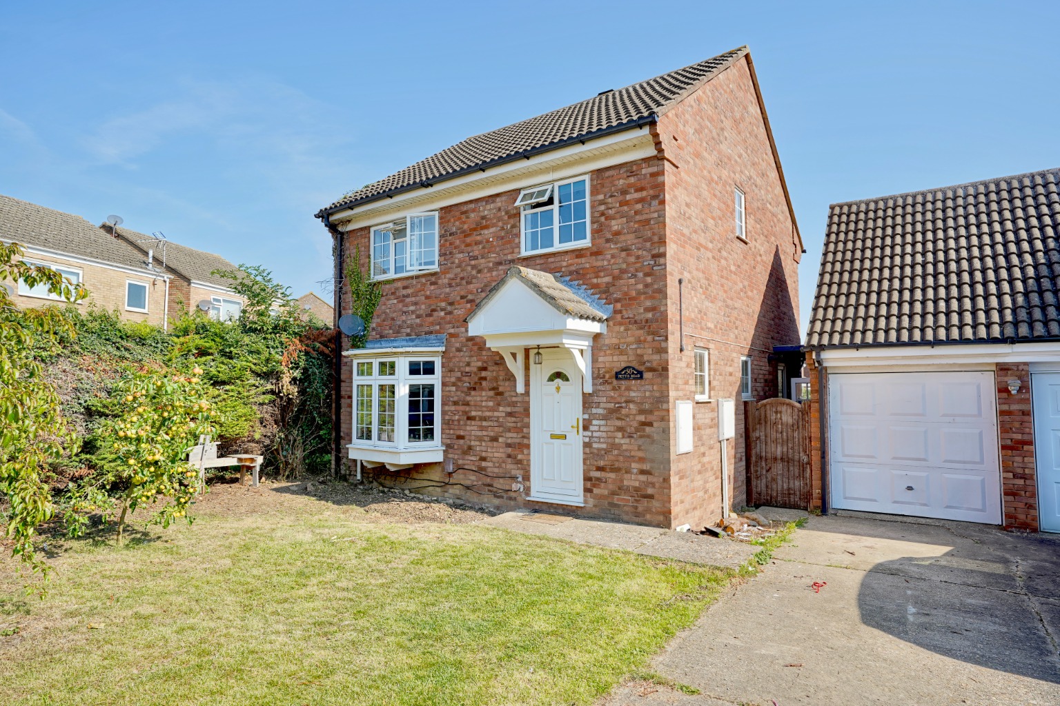 4 bed detached house for sale in Pettis Road, St. Ives  - Property Image 1