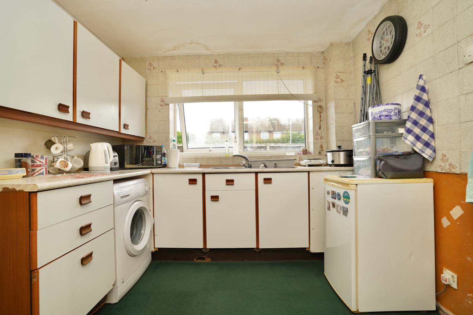 3 bed semi-detached house for sale in Valiant Road, St. Ives  - Property Image 3