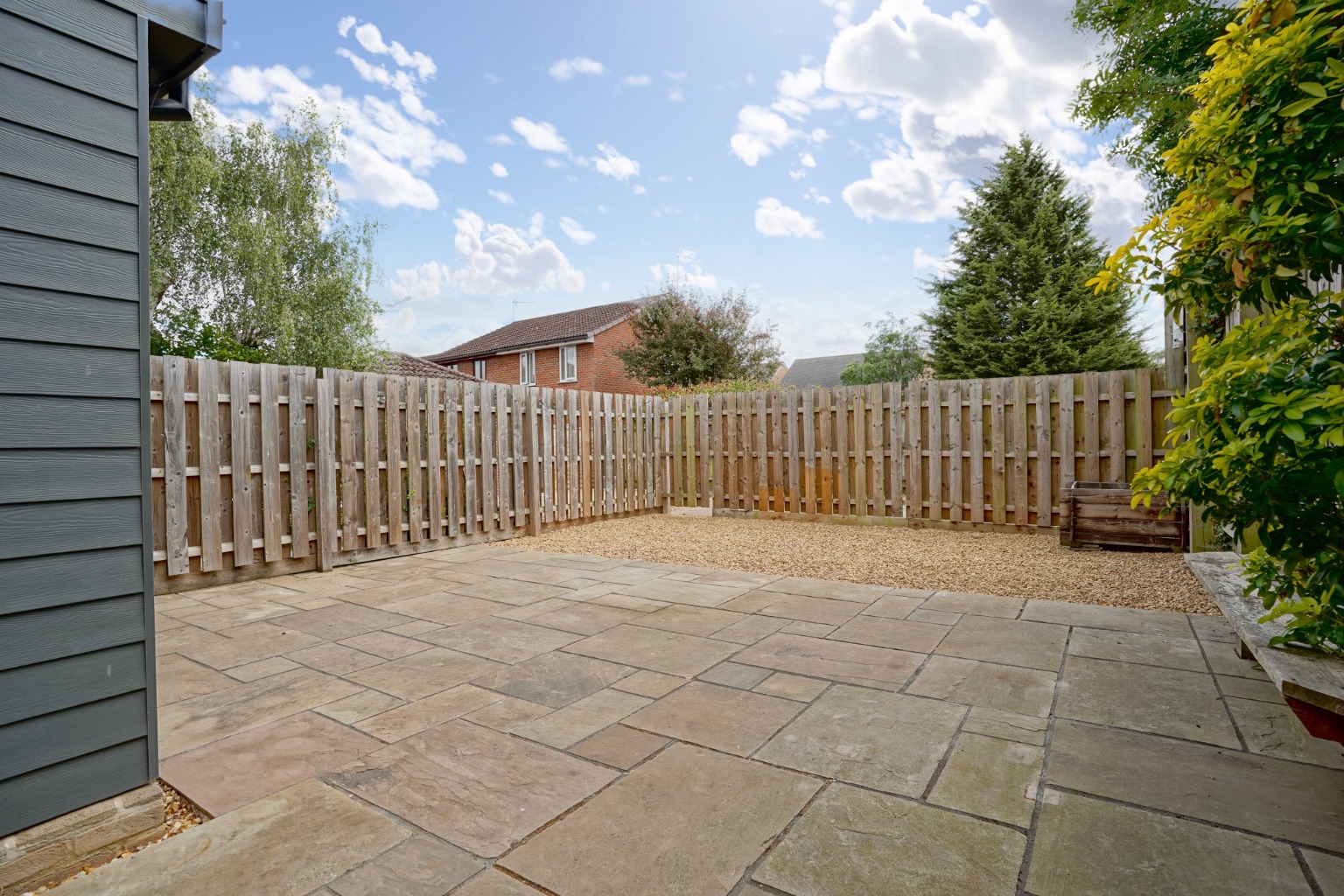 2 bed ground floor flat for sale in Fairfields Drive, Huntingdon  - Property Image 15