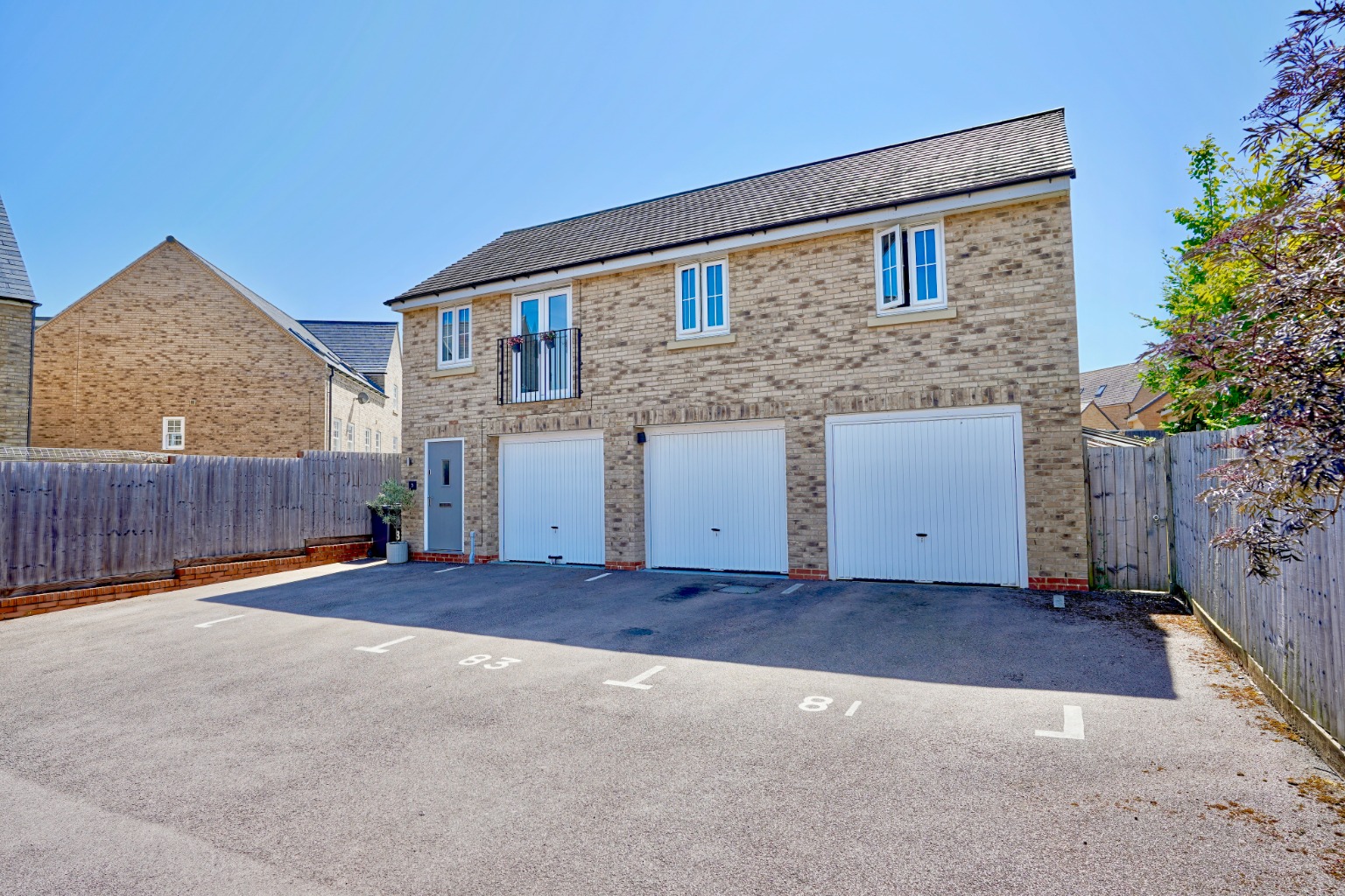 2 bed coach house for sale in St Peter's Lane, Cambridge  - Property Image 1