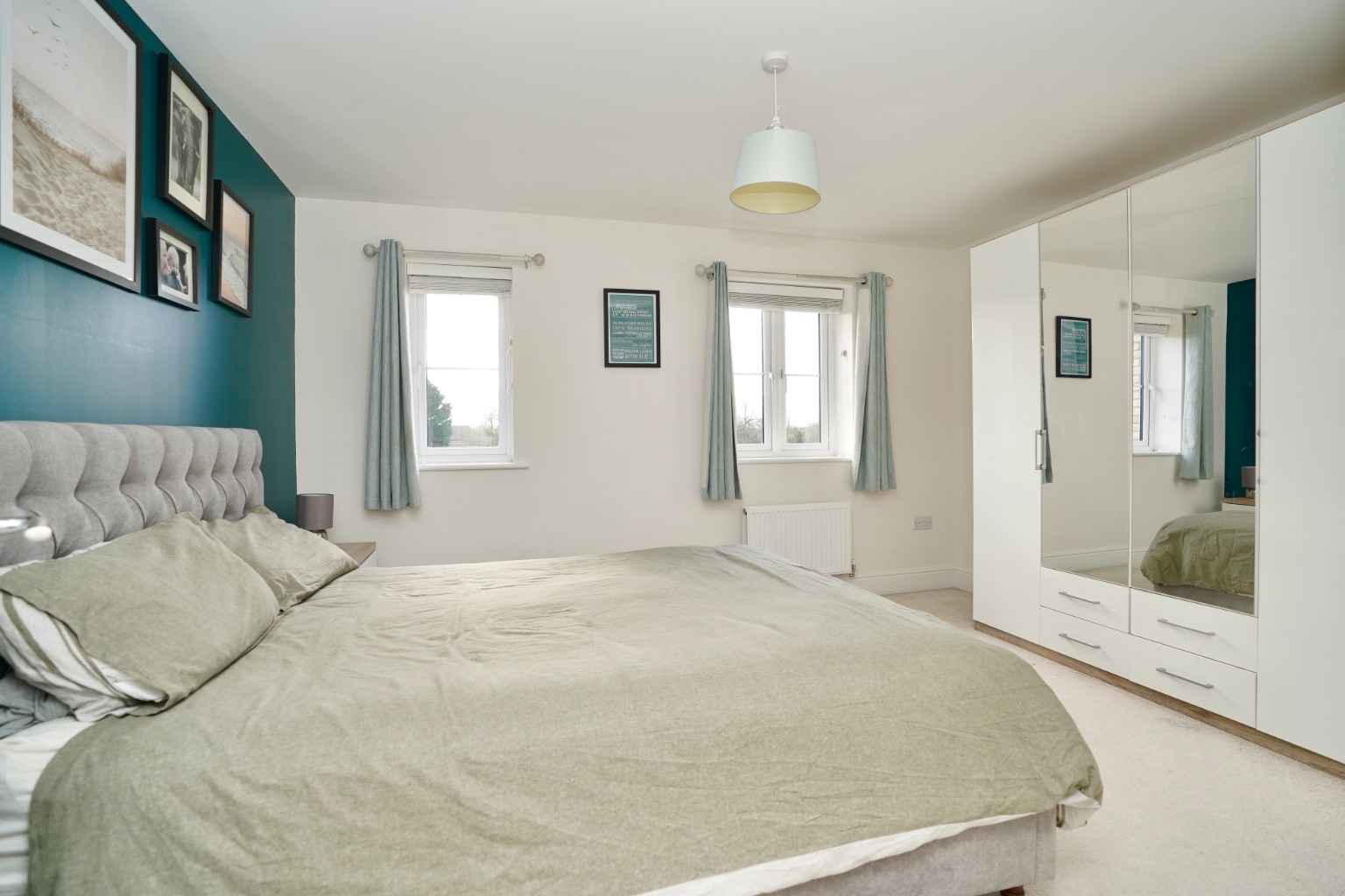 4 bed detached house for sale in Apple Tree Close, Huntingdon 6