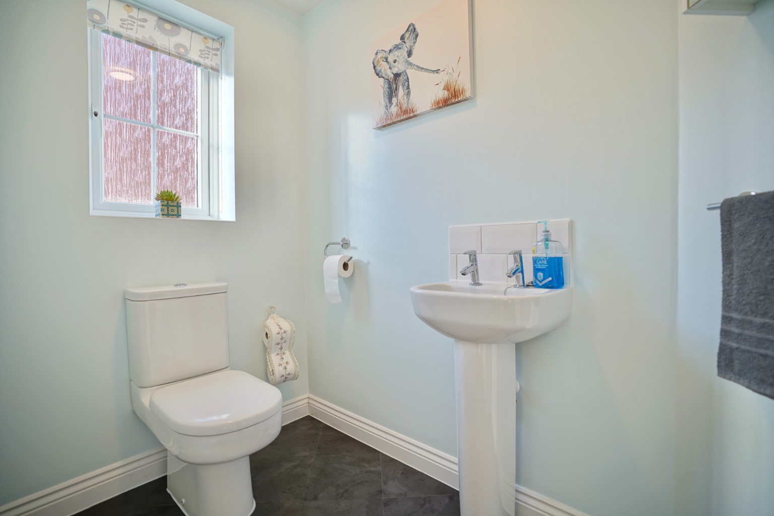 4 bed semi-detached house for sale in Cromwell Crescent, Cambridge  - Property Image 8