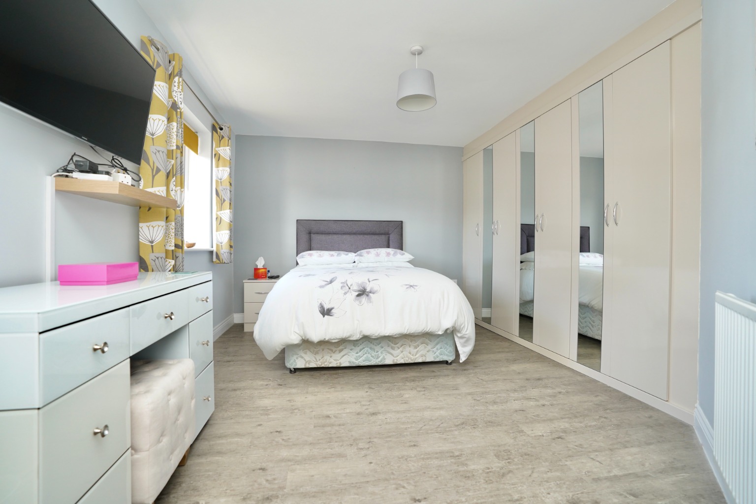 4 bed semi-detached house for sale in Cromwell Crescent, Cambridge  - Property Image 11