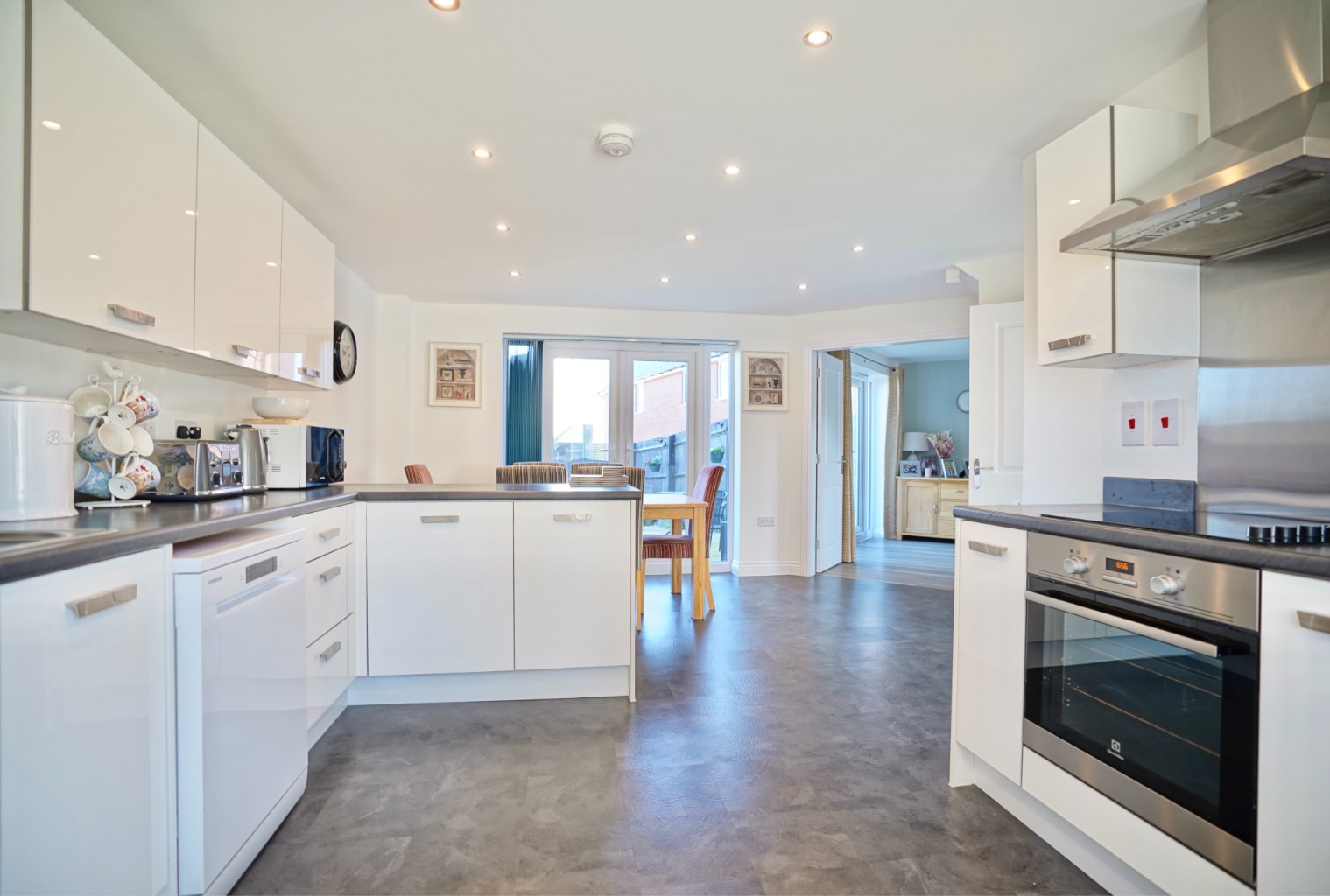 4 bed semi-detached house for sale in Cromwell Crescent, Cambridge 1