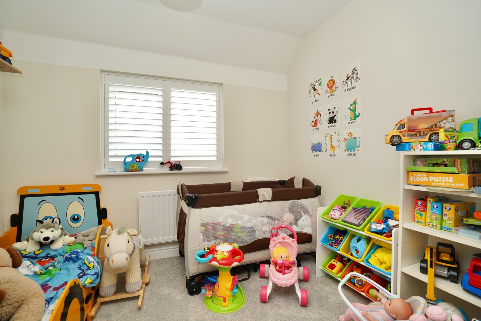 4 bed detached house for sale in Peccle Close, Huntingdon 13