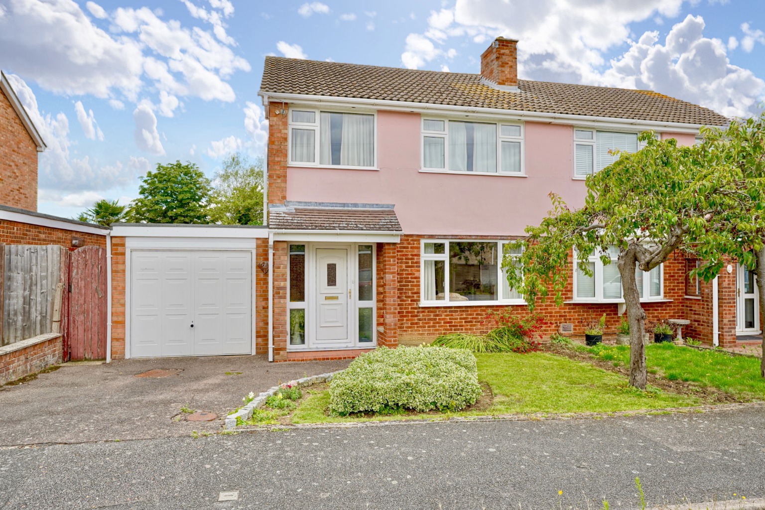 3 bed semi-detached house for sale in Hawthorn Way, St. Ives - Property Image 1