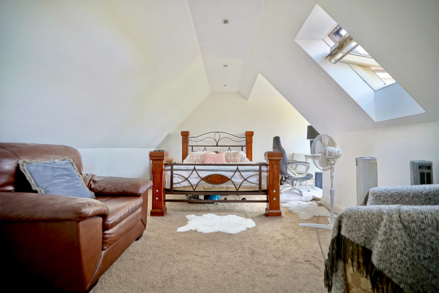 5 bed detached house for sale in Feoffees Road, Huntingdon  - Property Image 14