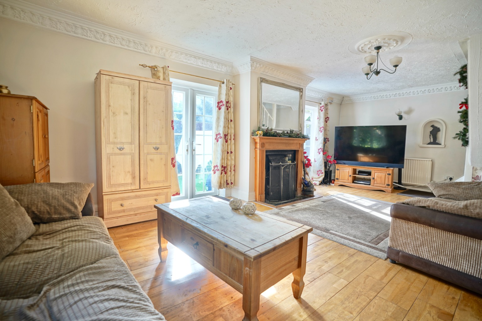 5 bed detached house for sale in Feoffees Road, Huntingdon 10