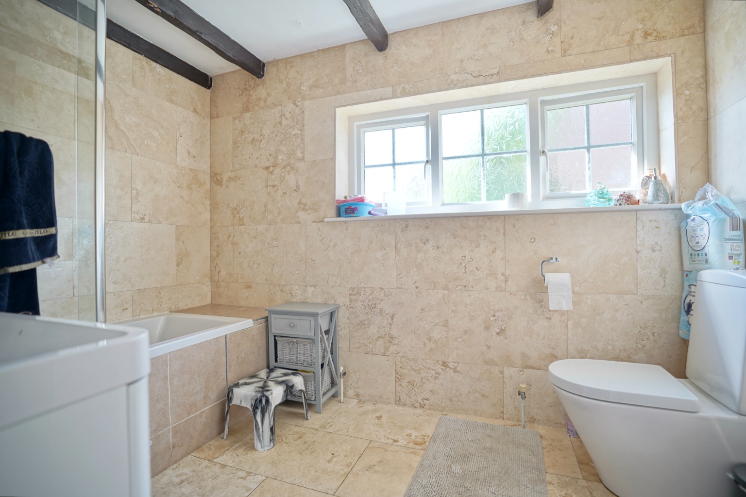 5 bed detached house for sale in Feoffees Road, Huntingdon  - Property Image 18