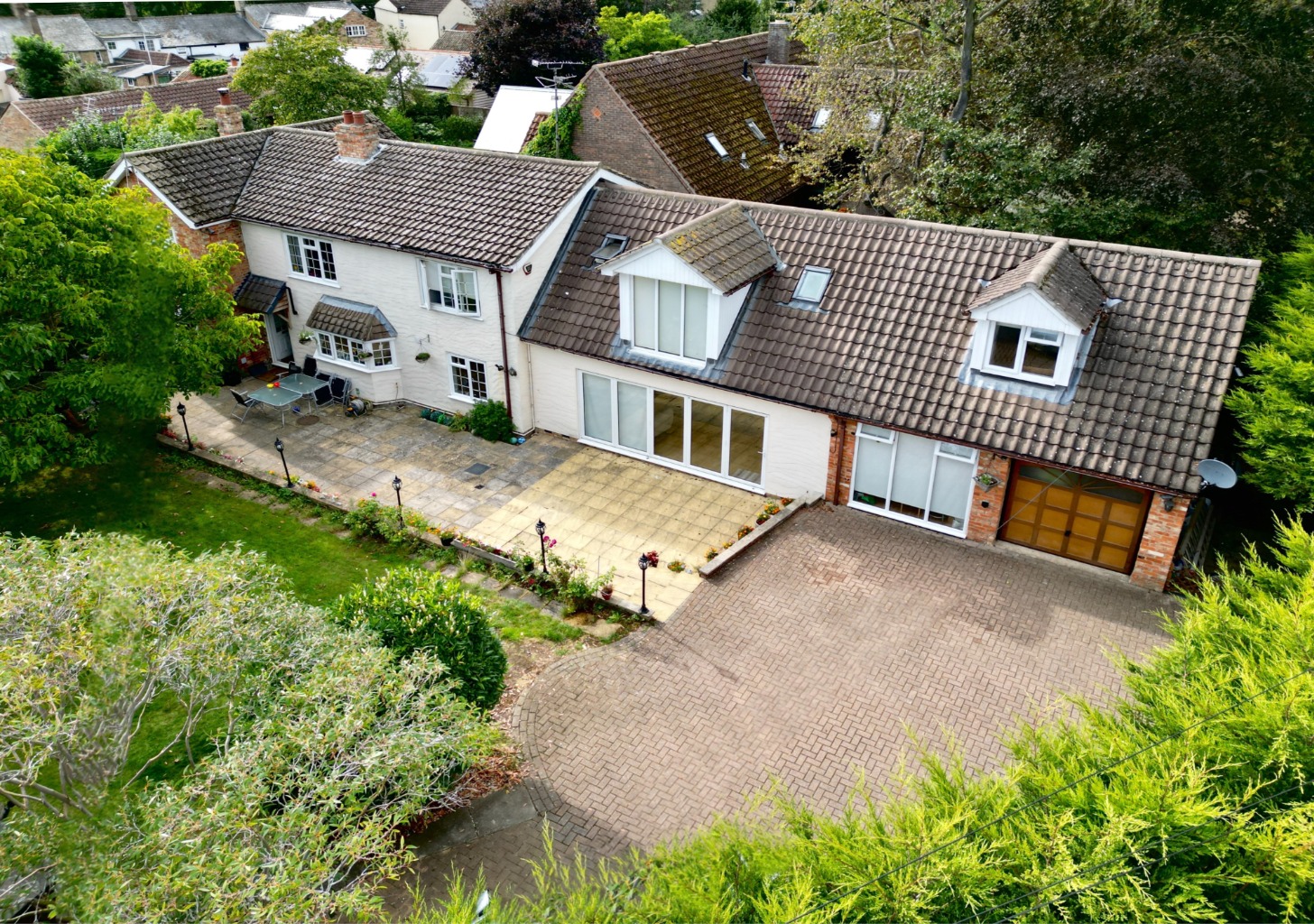 5 bed detached house for sale in Feoffees Road, Huntingdon 5