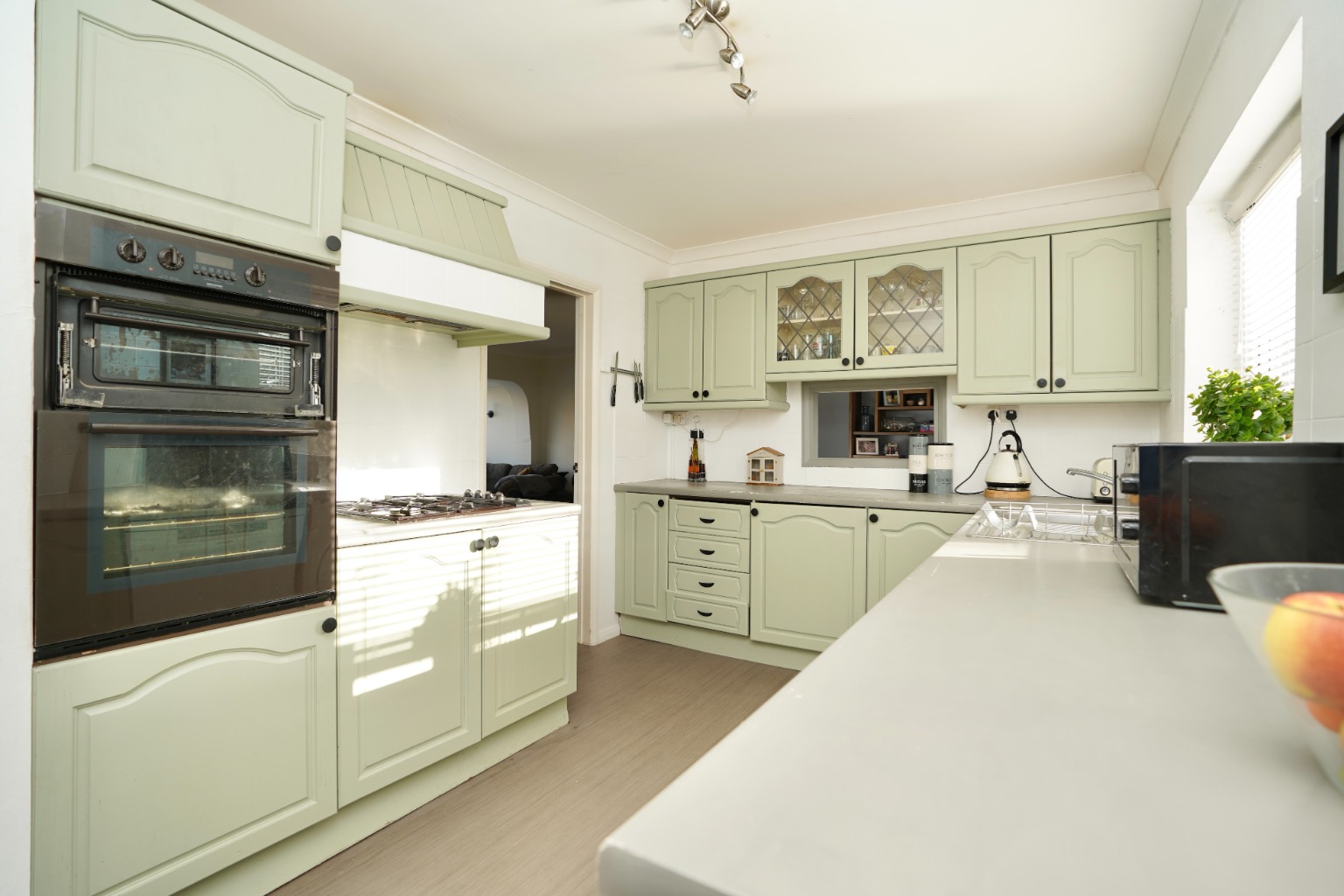 4 bed end of terrace house for sale in Shakespeare Road, St. Ives  - Property Image 3