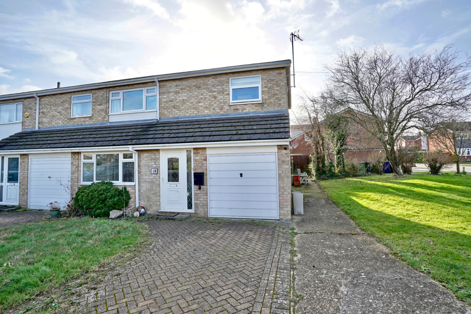 4 bed end of terrace house for sale in Shakespeare Road, St. Ives  - Property Image 1