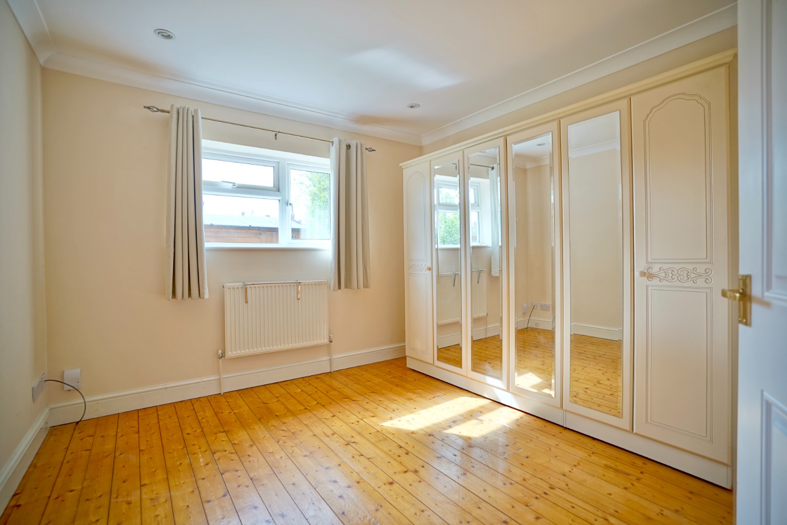 4 bed bungalow for sale in Ramsey Road, St. Ives 11