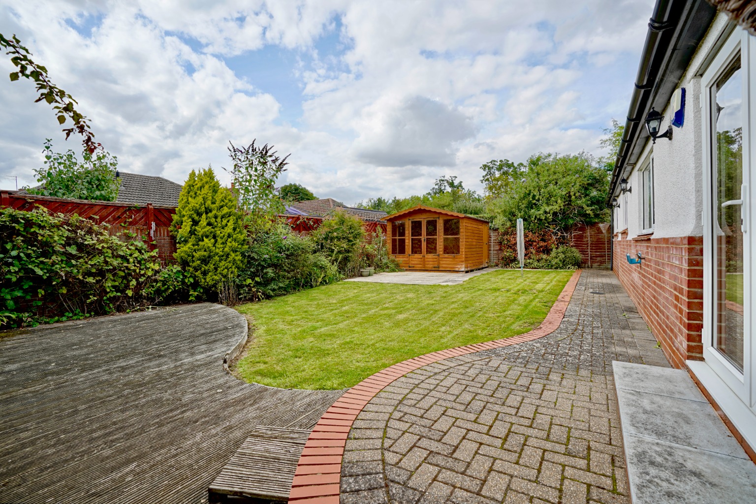 4 bed bungalow for sale in Ramsey Road, St. Ives  - Property Image 4