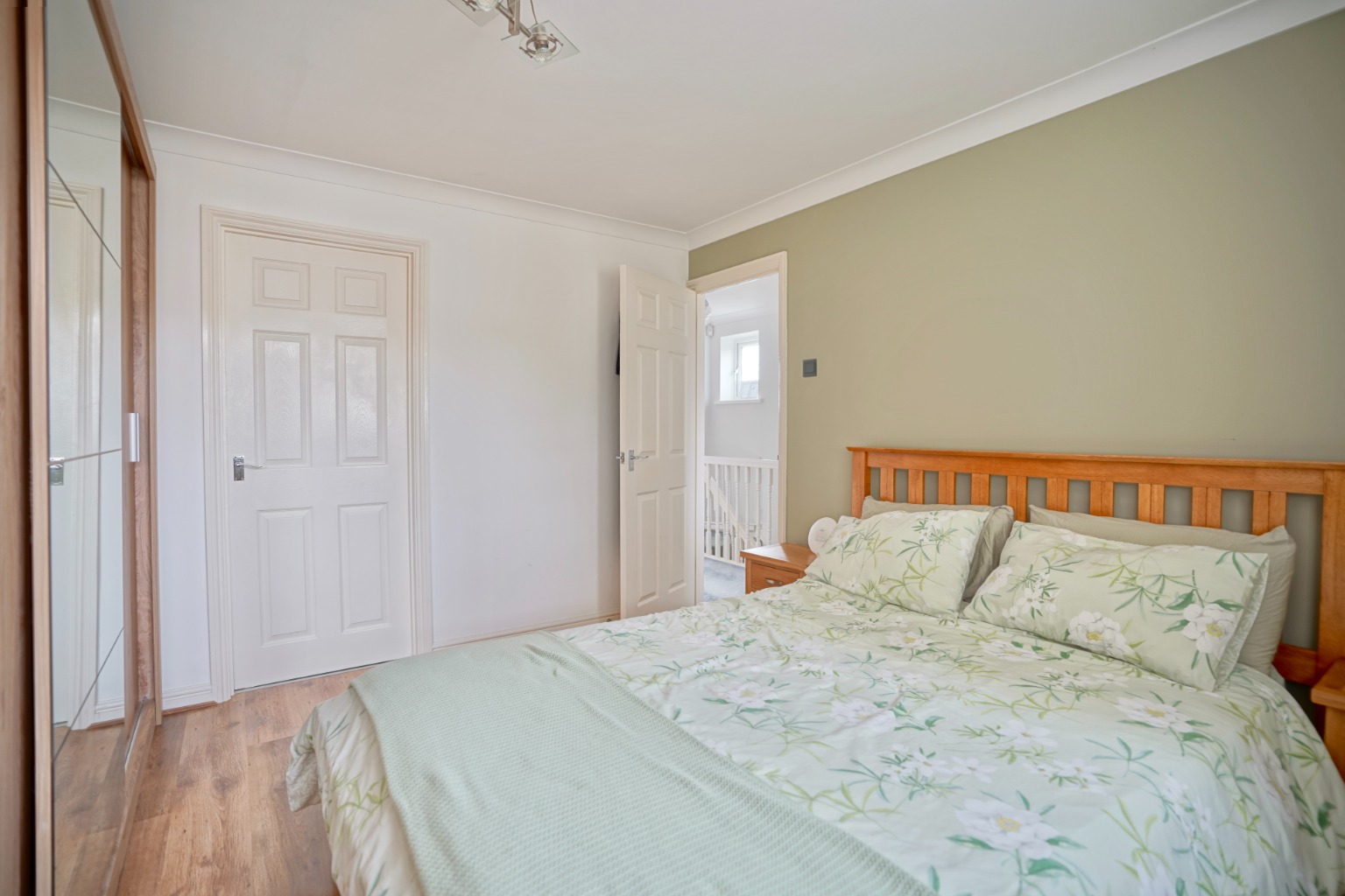 3 bed detached house for sale in Hillfield, Huntingdon  - Property Image 8