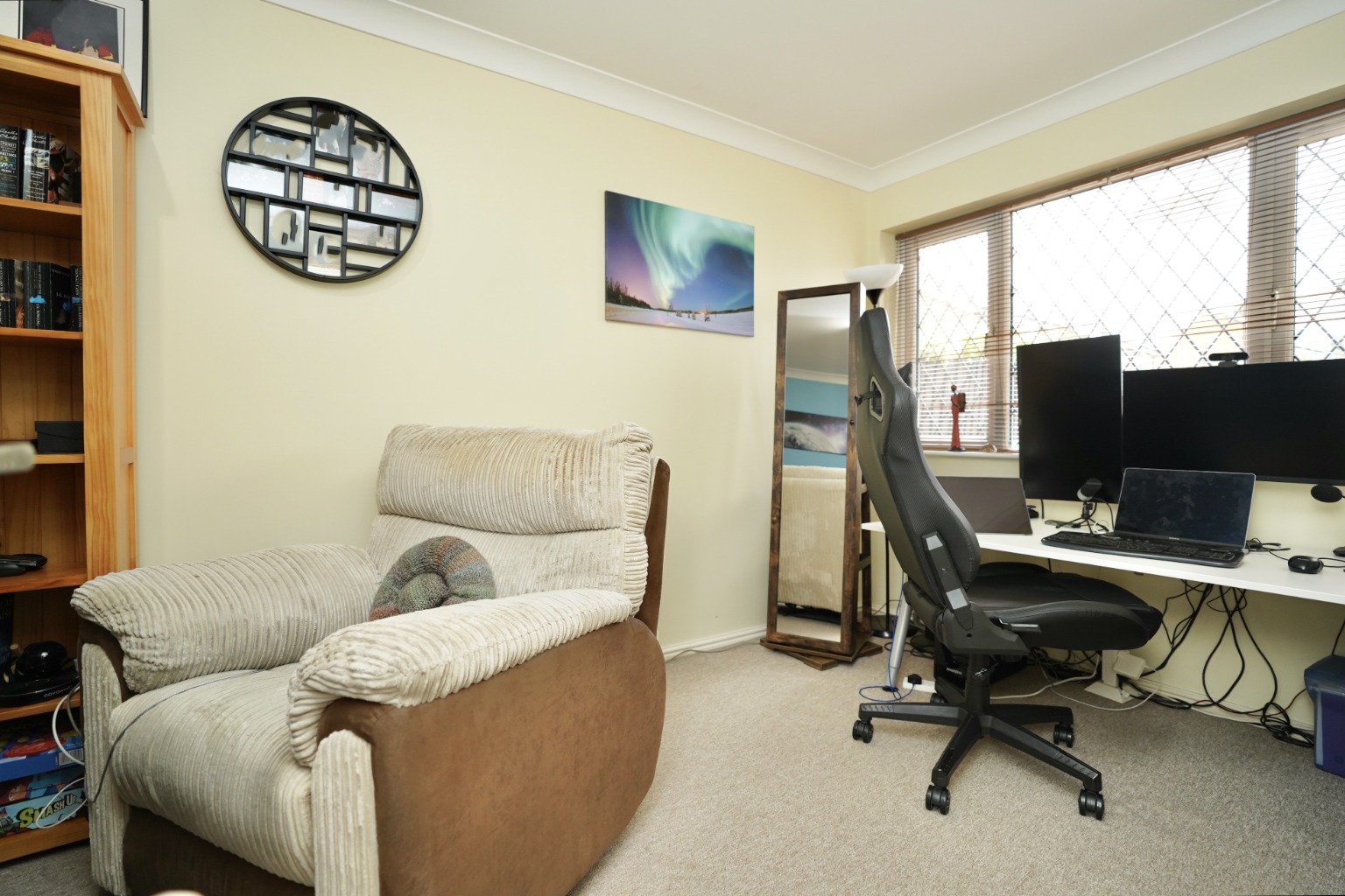 3 bed detached house for sale in Hillfield, Huntingdon  - Property Image 6