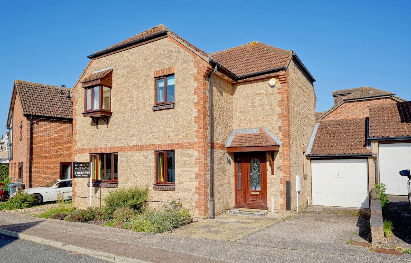 4 bed link detached house for sale in Byfield Road, Cambridge  - Property Image 1