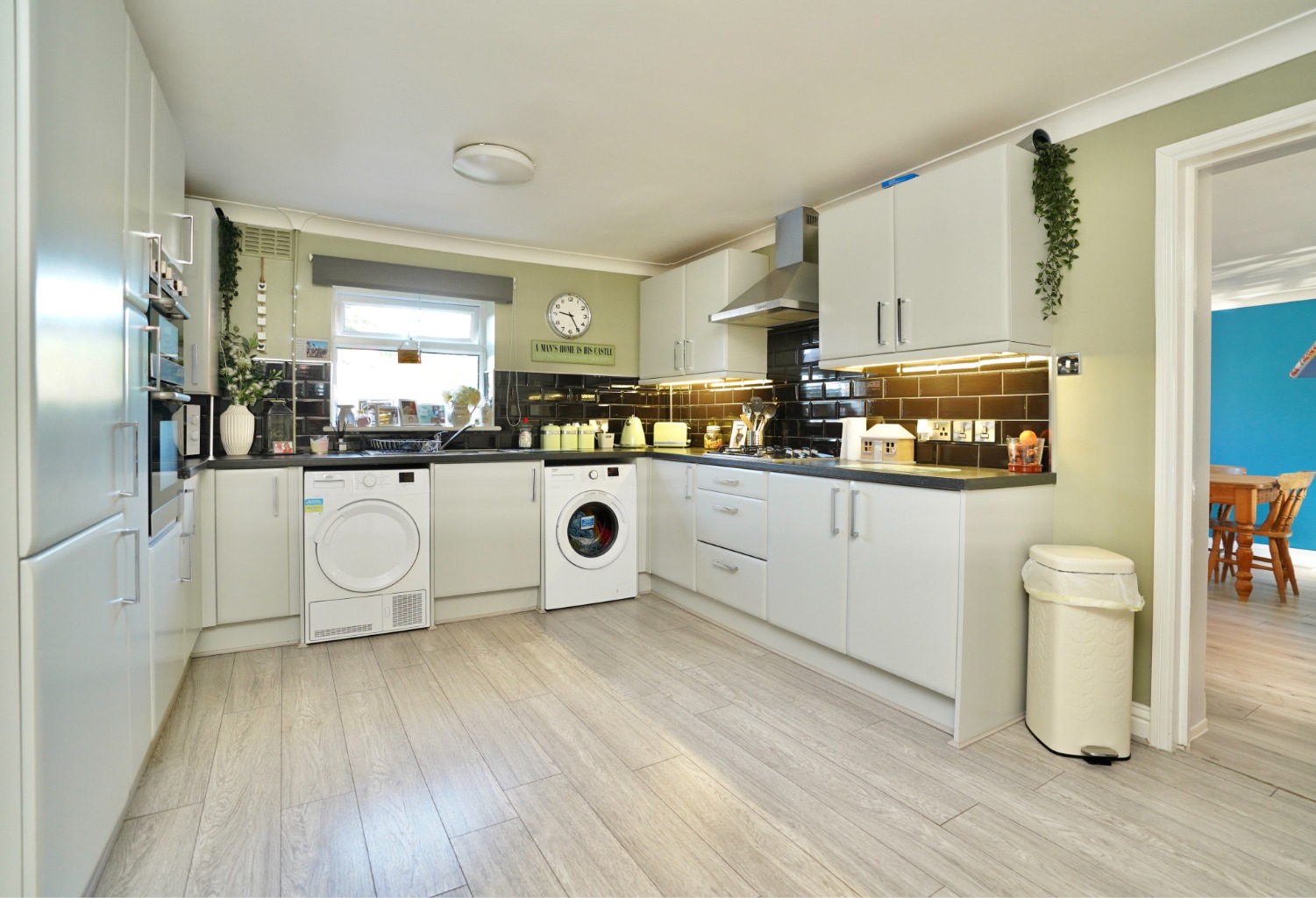 4 bed semi-detached house for sale in Coldhams South, Huntingdon 1