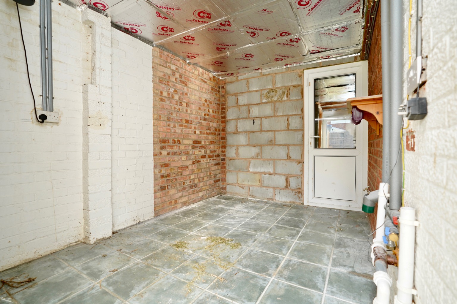 3 bed semi-detached house for sale in Wellington Avenue, St. Ives  - Property Image 12