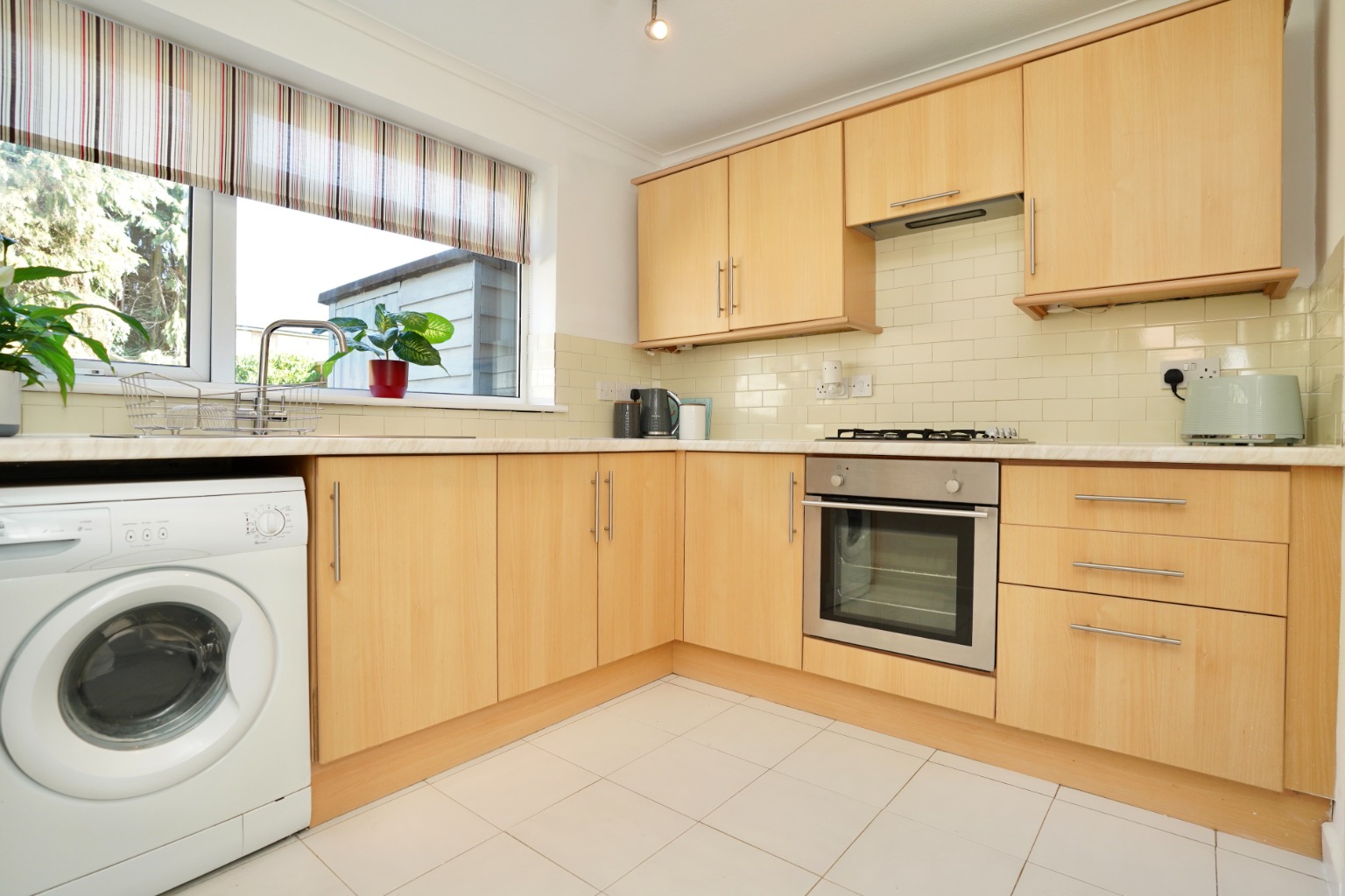 2 bed semi-detached house for sale in Rookery Place, Huntingdon 3