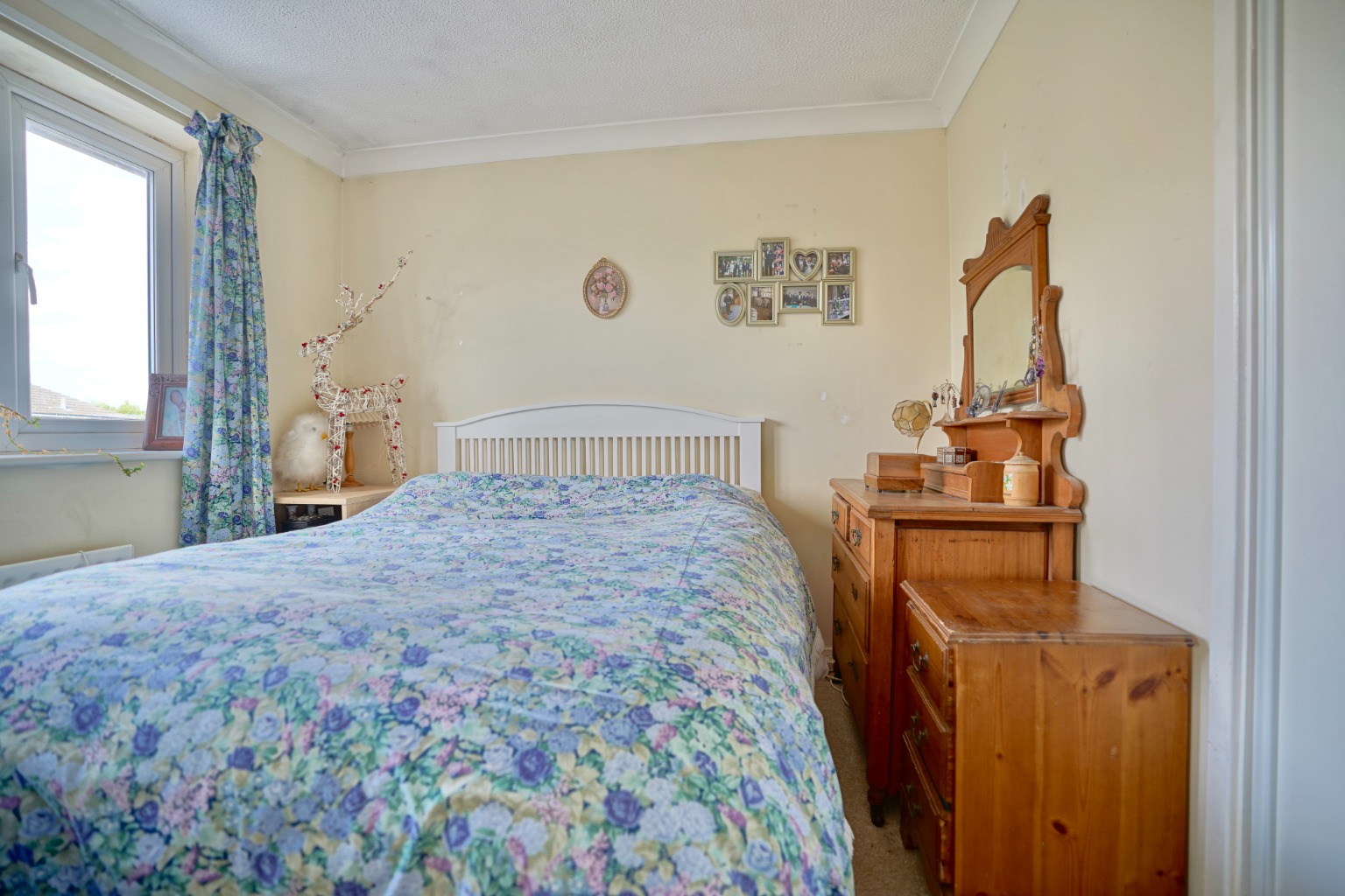 4 bed detached house for sale in Wertheim Way, Huntingdon 8