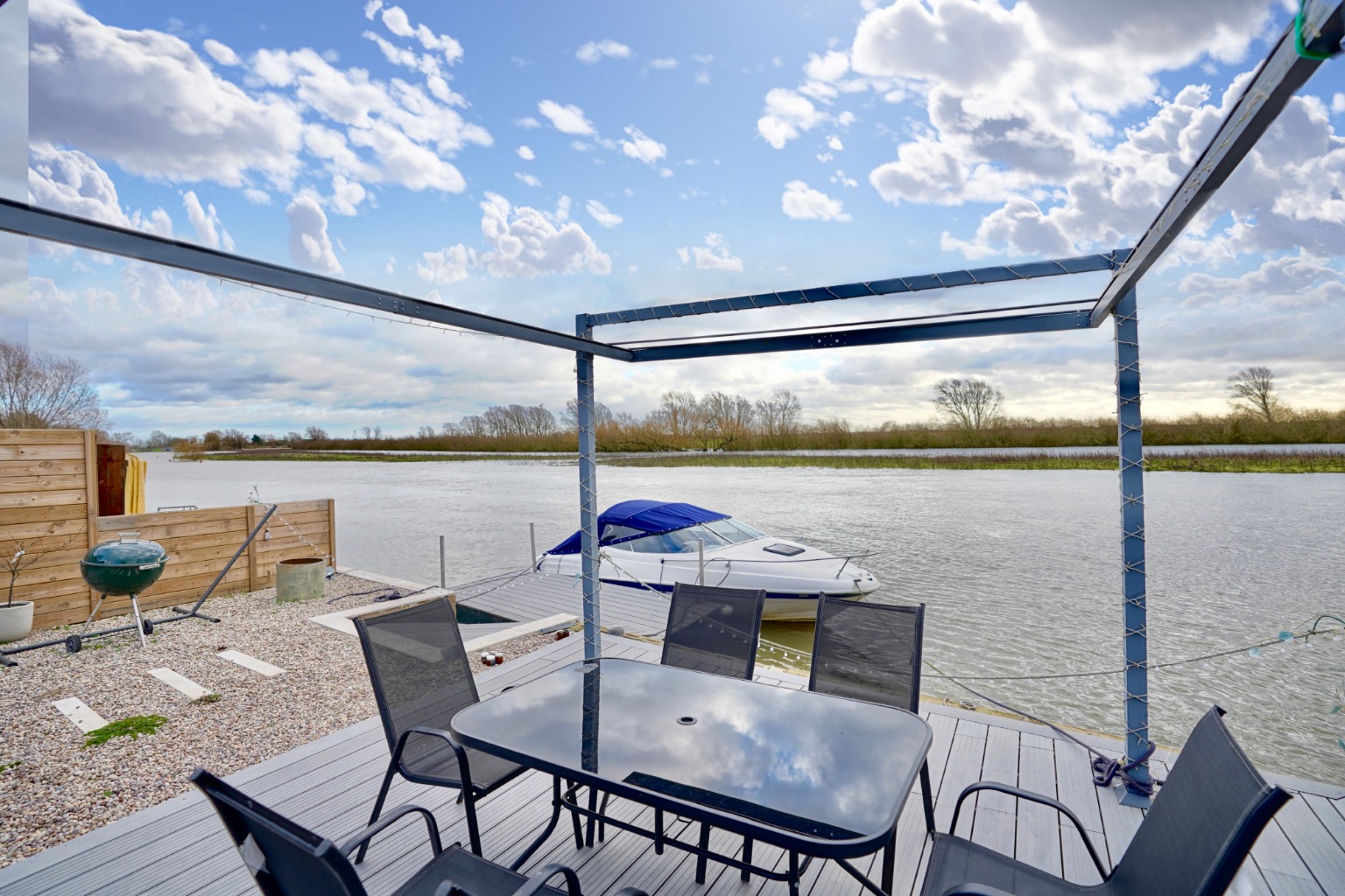 4 bed detached house for sale in High Street, Huntingdon  - Property Image 2