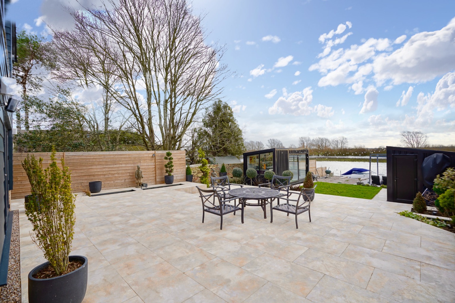 4 bed detached house for sale in High Street, Huntingdon  - Property Image 4