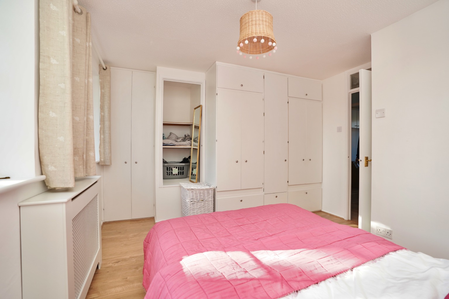 3 bed terraced house for sale in Forsythia Road, St. Ives  - Property Image 8