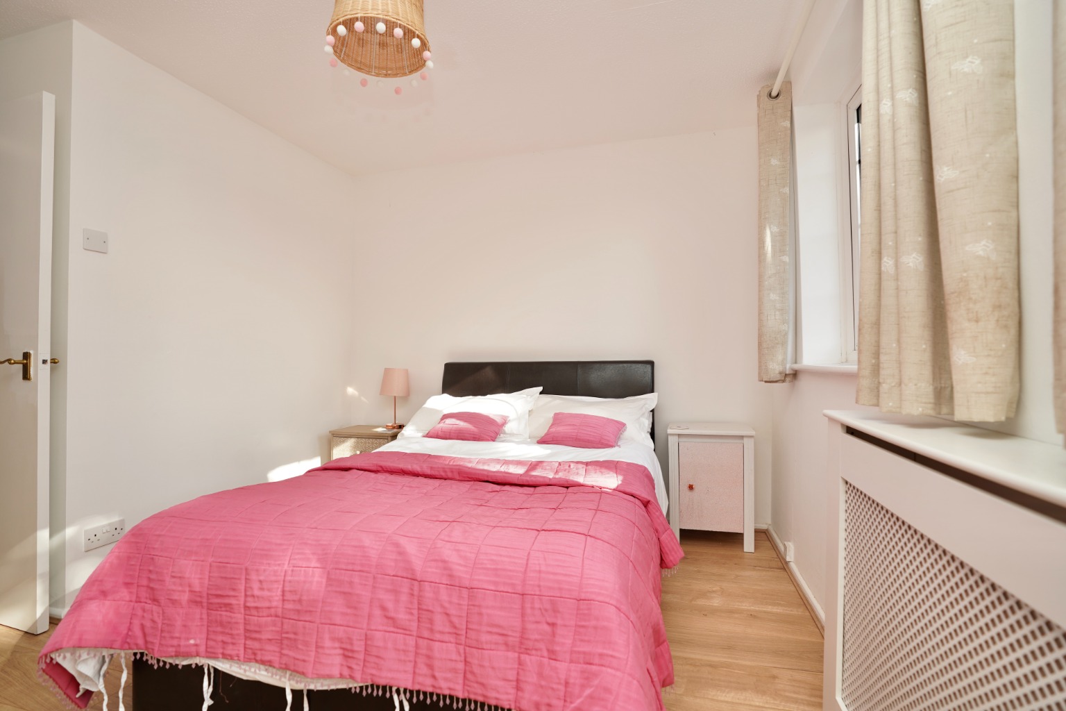 3 bed terraced house for sale in Forsythia Road, St. Ives  - Property Image 7