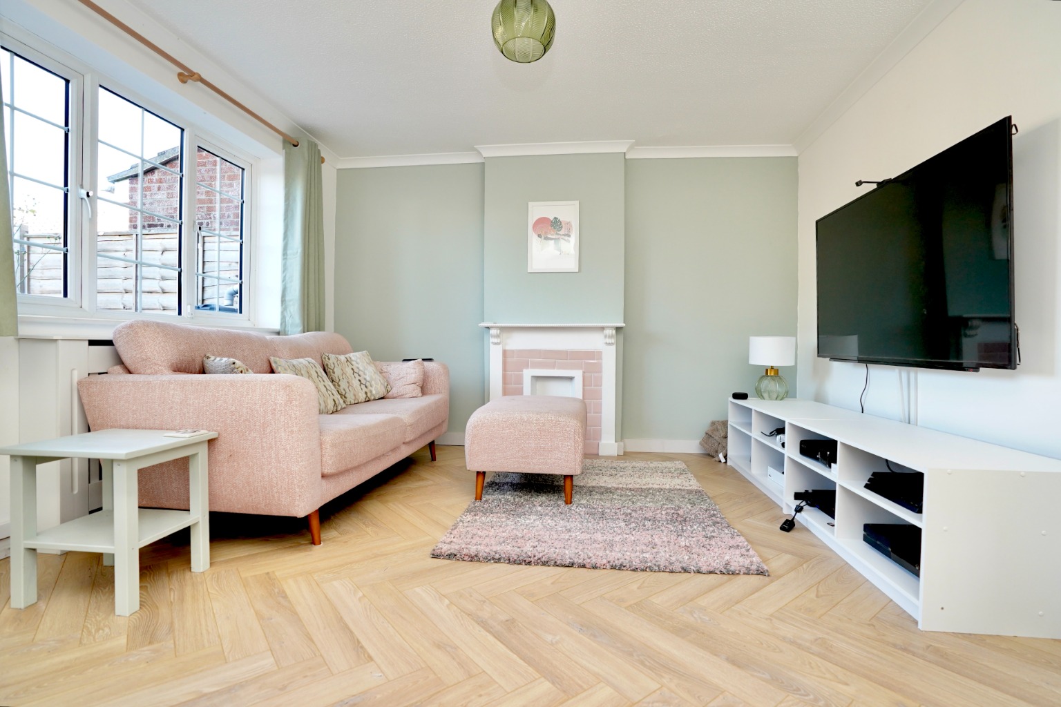 3 bed terraced house for sale in Forsythia Road, St. Ives  - Property Image 5