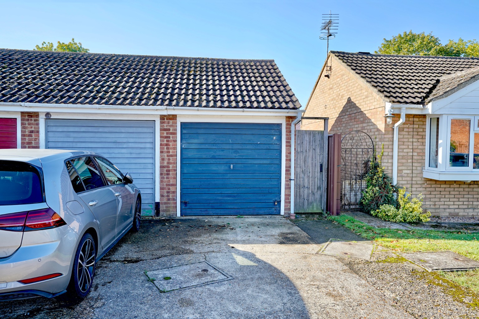 3 bed terraced house for sale in Forsythia Road, St. Ives  - Property Image 15