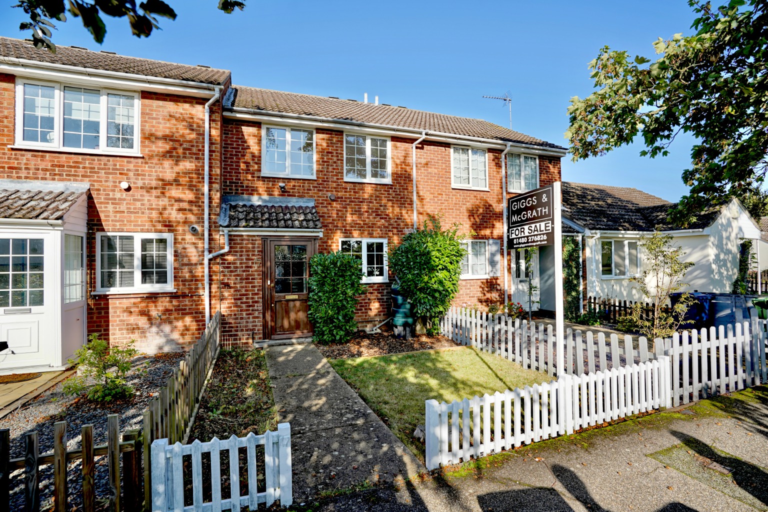 3 bed terraced house for sale in Forsythia Road, St. Ives  - Property Image 1