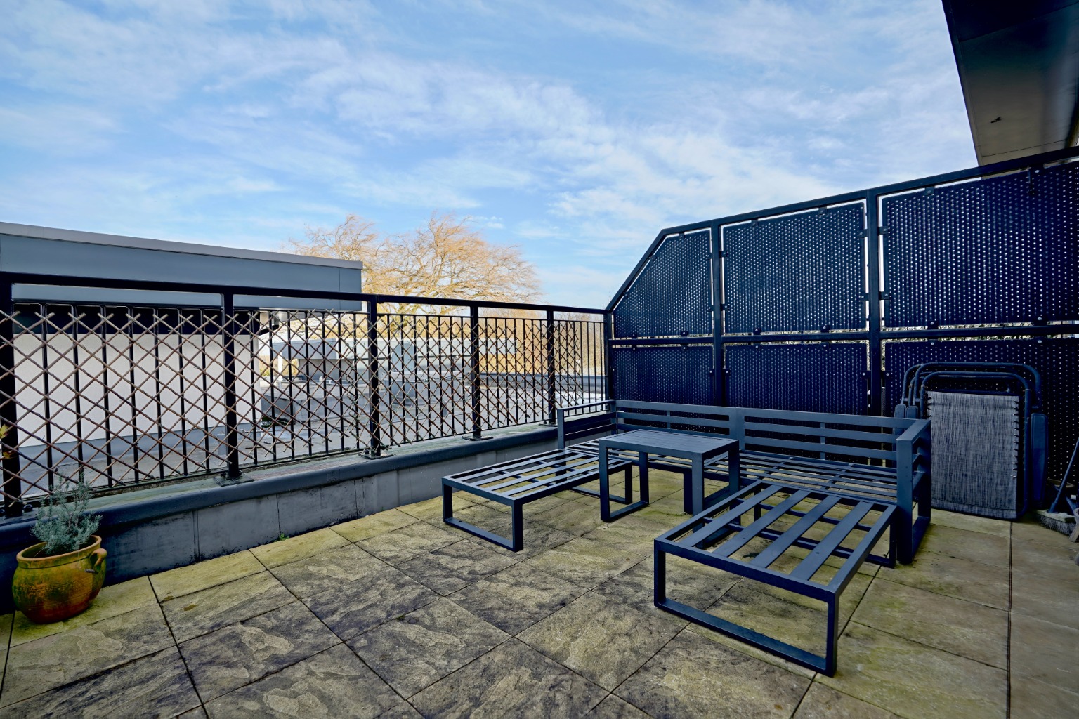 2 bed penthouse for sale in Summer's Hill Drive, Cambridge  - Property Image 2