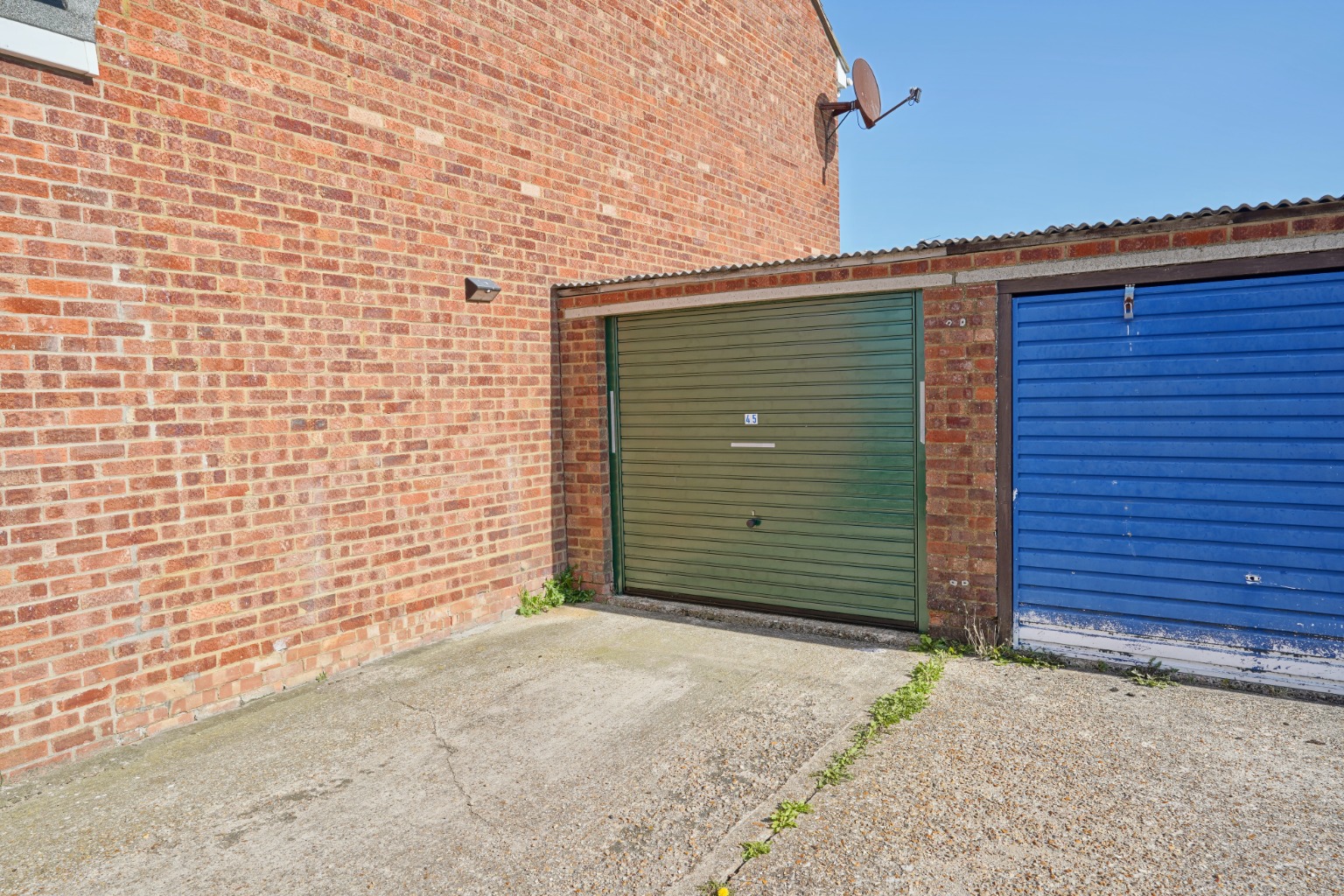 3 bed end of terrace house for sale in Prospero Way, Huntingdon 13