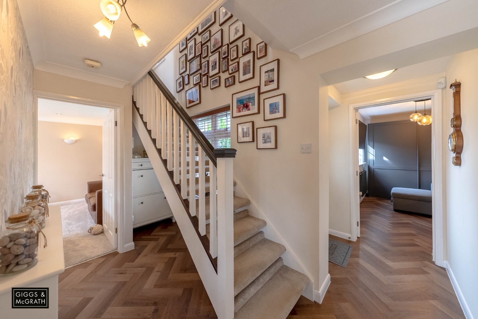 4 bed detached house for sale in Suffolk Close, St. Ives  - Property Image 3