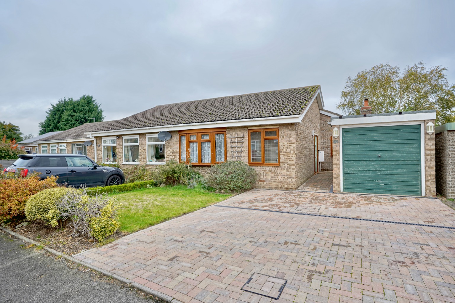 3 bed semi-detached bungalow for sale in Russett Avenue, St. Ives  - Property Image 5