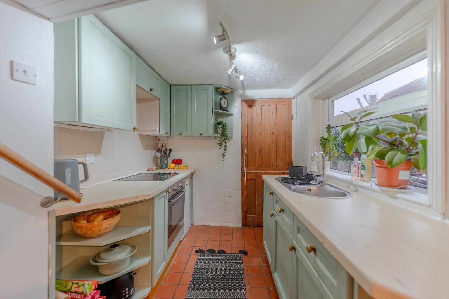 2 bed terraced house for sale in Somersham, Cambridgeshire 1
