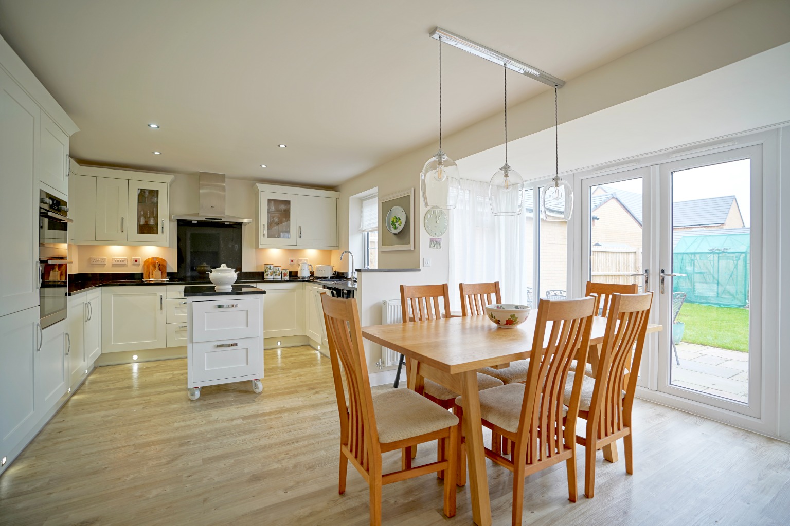 4 bed detached house for sale in Sandifer Way, St. Ives  - Property Image 2